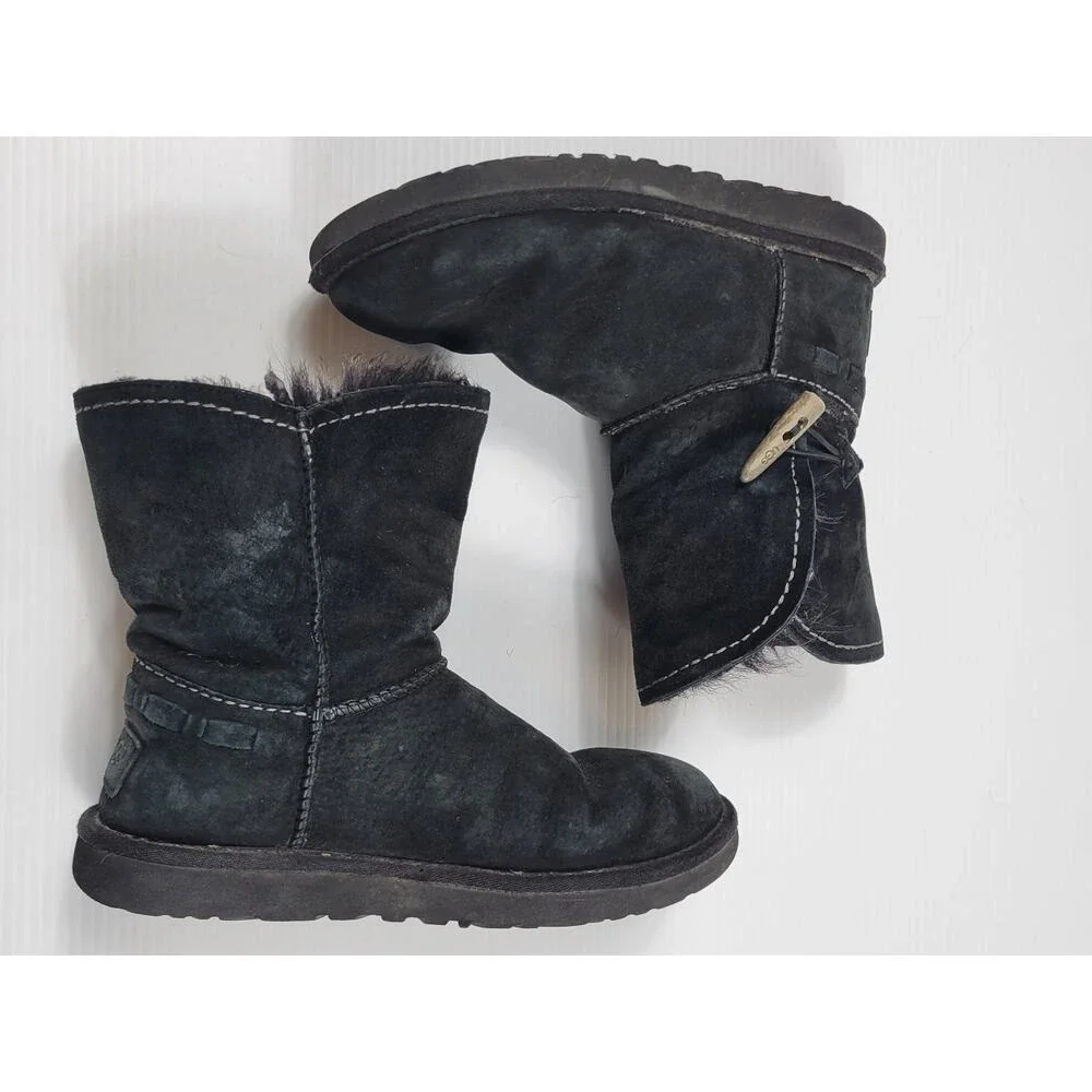 UGG Suede‎ Short Boots Meadow 1008043 Black Womens 7